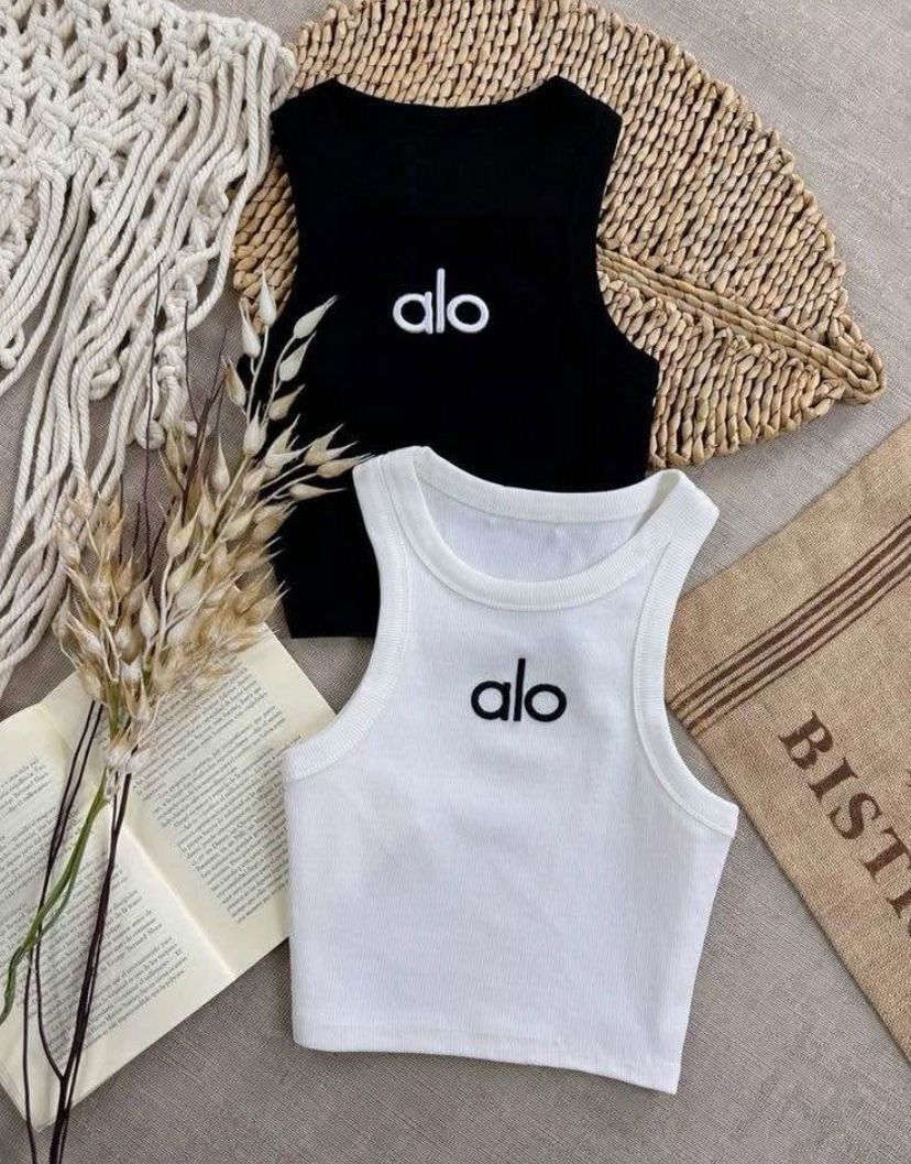 Ribbed Tee
