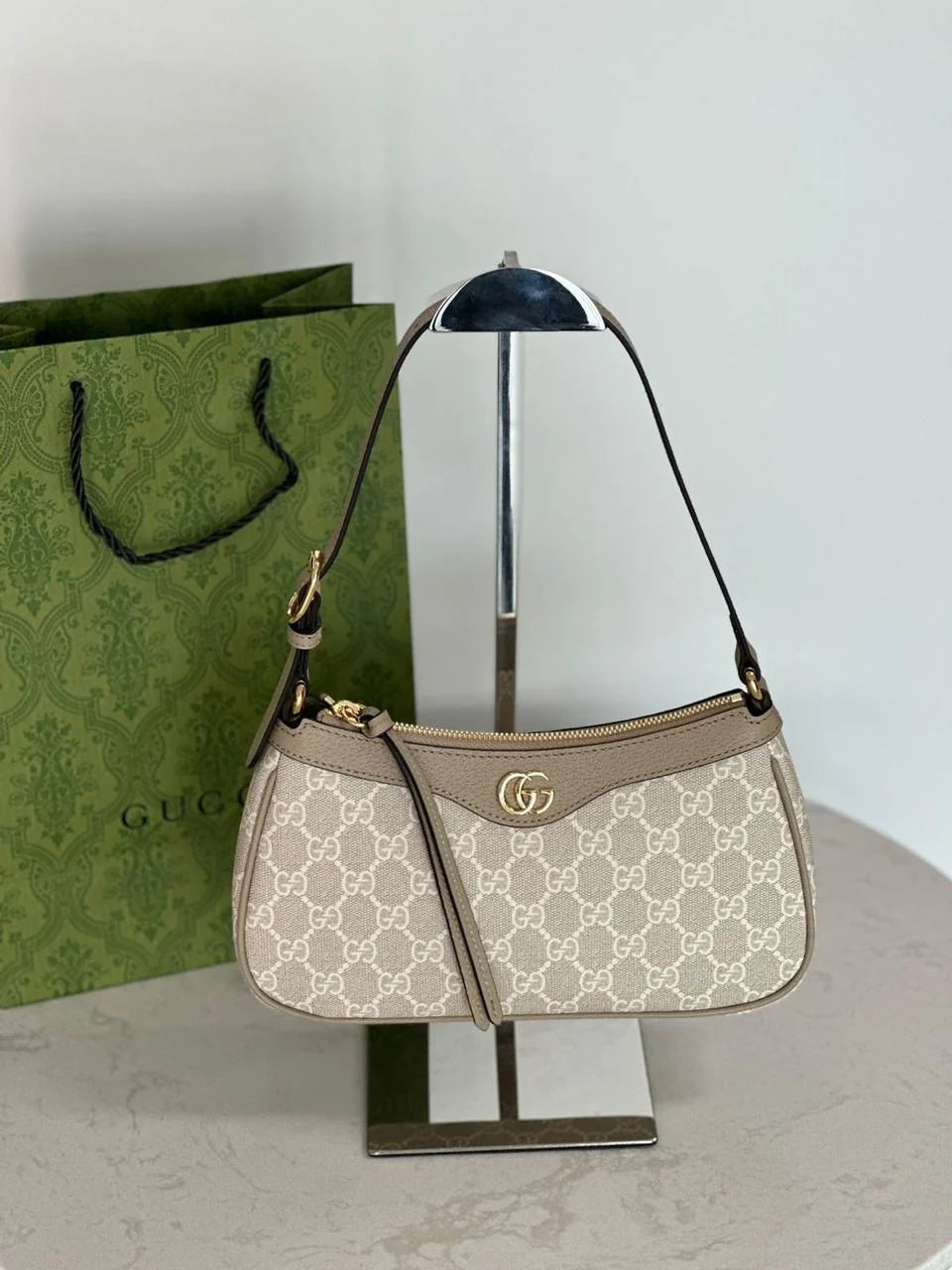Everyday Shoulder Bag 8
